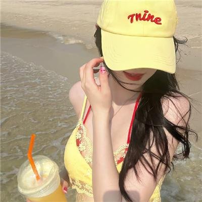 毛衣女郎